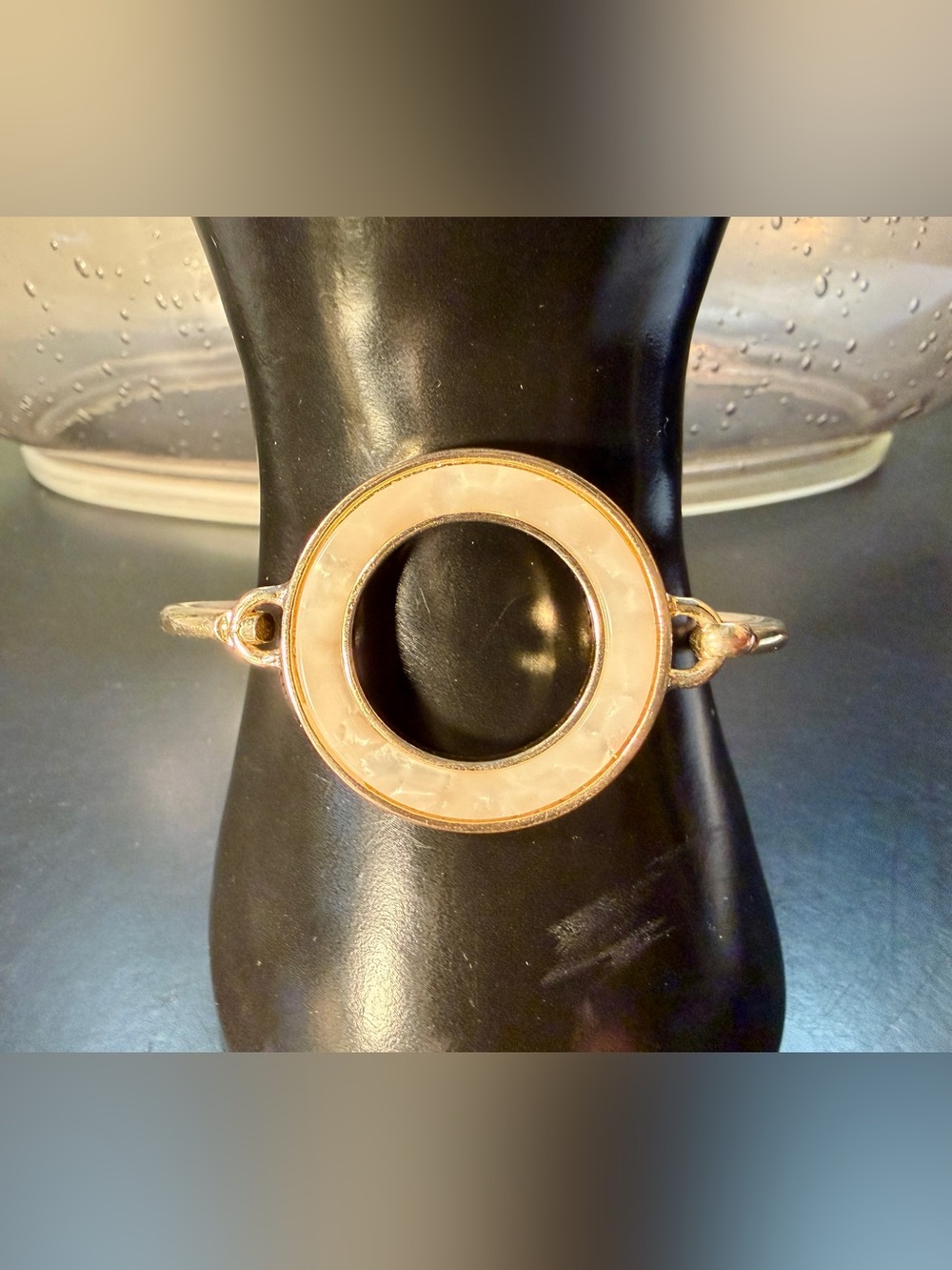 Minimalist Gold Tone Ivory Circle Clasp Bangle Bracelet